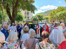 Pélèrinage devant la maison d'Annette Pelras